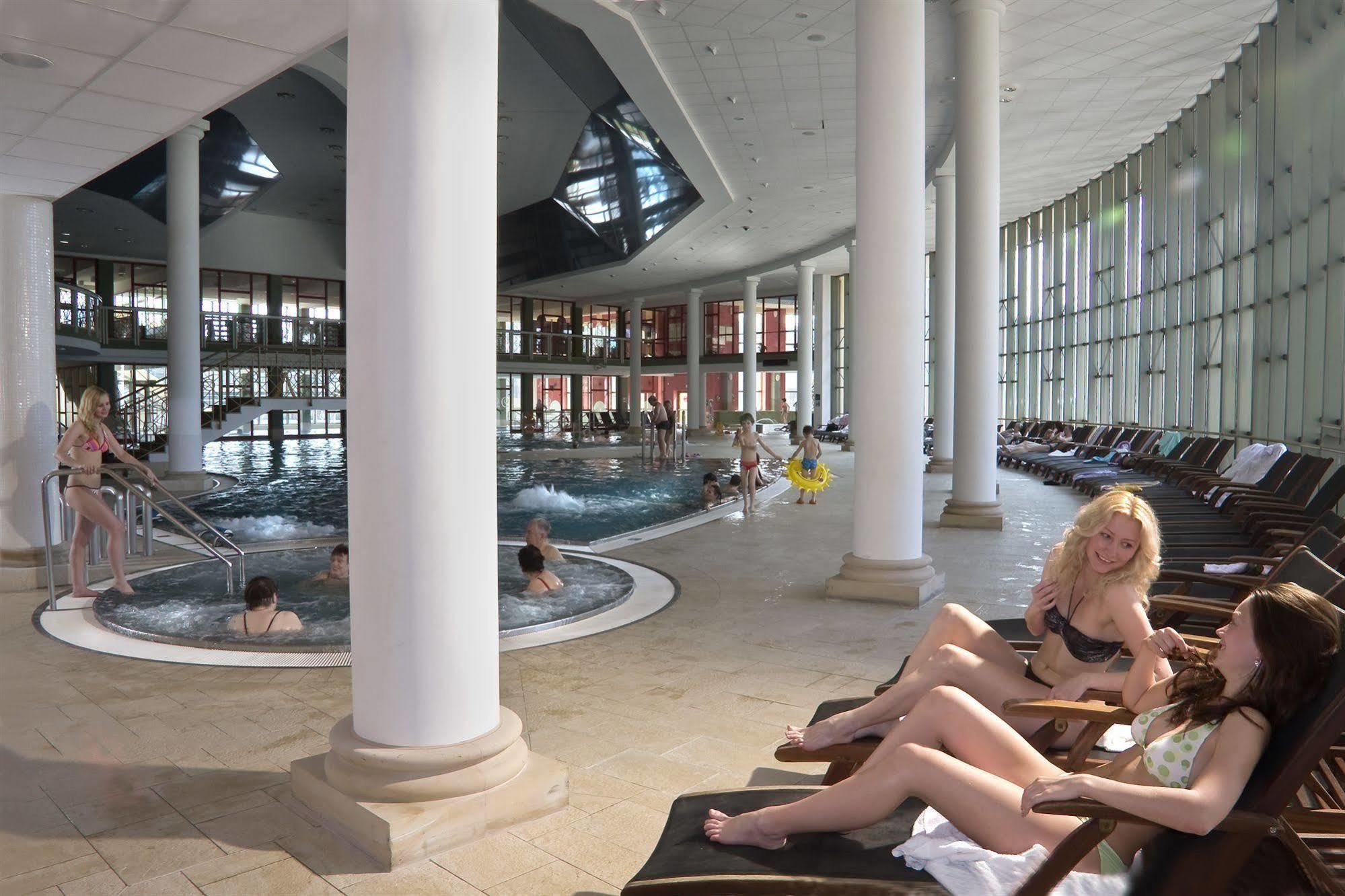 Hotel Metropol Františkovy Lázně 외부 사진